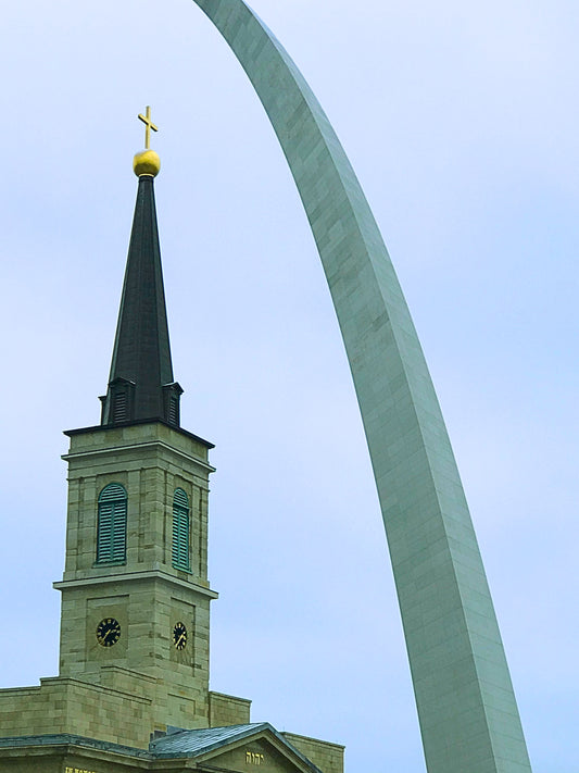 Olivia Burgess - St. Louis Arch (2025)